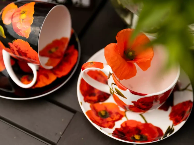 Komplet filiżanek 220 ml Floral story Maki elegancka delikatna porcelana.webp