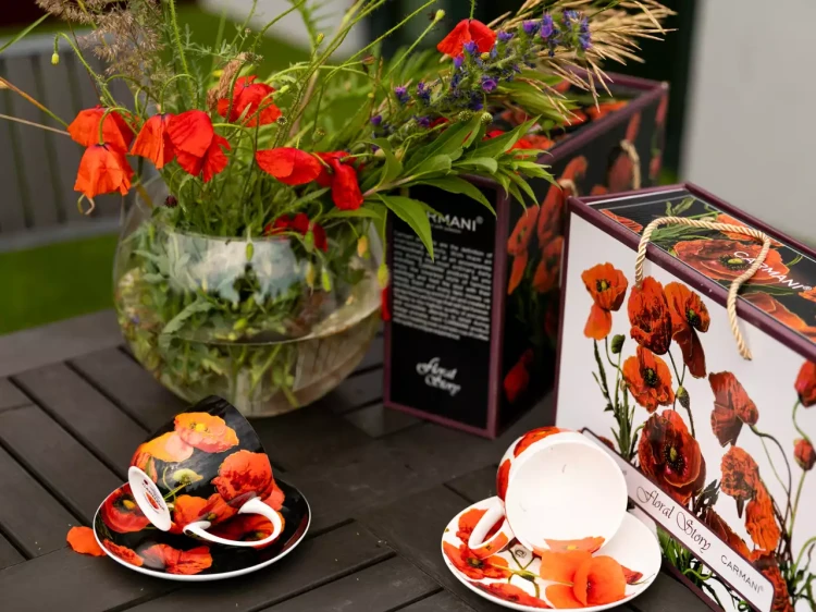 Komplet filiżanek 220 ml Floral story Maki na stole.webp